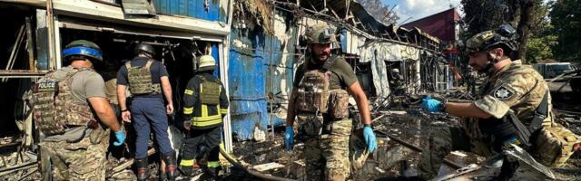 ВОЕННЫЙ ДНЕВНИК (1306-й день) | Двое погибших в результате российского удара по Константиновке, журналисты насчитали 15 тысяч убитых российских мобилизованных