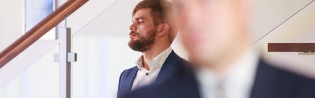 Партия Eesti 200 наняла Йоханнеса Мерилая для спасения своего рейтинга