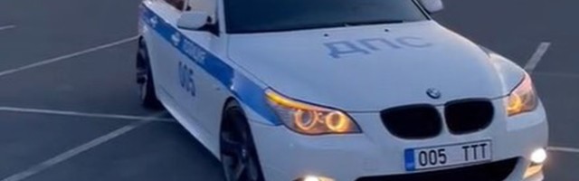 Женщина на BMW со знаками ДПС разозлила эстонских полицейских: ей грозит большой штраф или арест