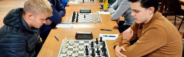 Команда нарвского клуба “Малетяхт” выиграла молодежный клубный чемпионат Эстонии по шахматам