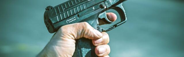 ЧП в Литве: в Вильнюсском автобусном парке обстреляли 25 автобусов 