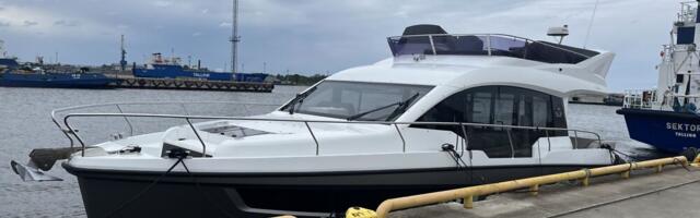 Налогово-таможенный департамент выставил на аукцион арестованную за нарушение санкций яхту