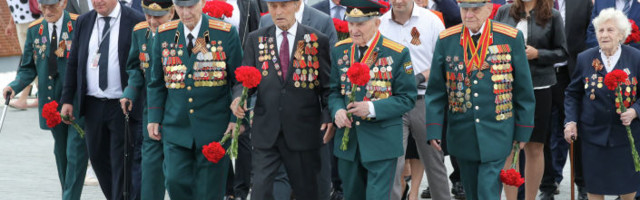 Поможем ветеранам: к Дню Победы в Эстонии началась благотворительная акция