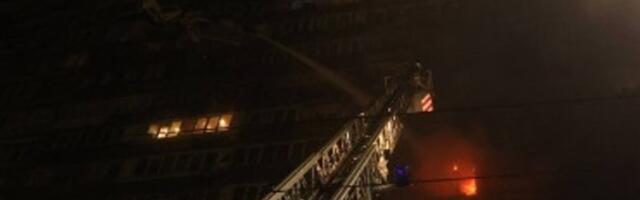 Россия атаковала Киев беспилотниками. Загорелся жилой дом, часть жителей города остались без электричества