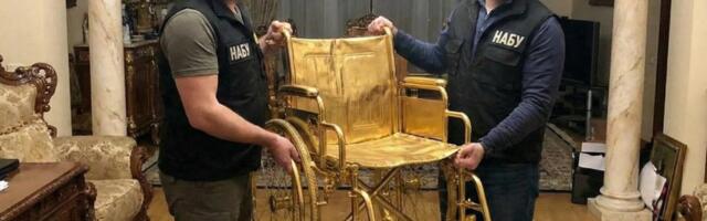 Правда ли, что при обыске у Юлии Тимошенко нашли золотое инвалидное кресло?