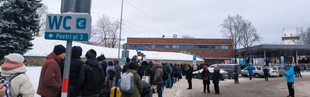 На погранпереходе в Нарве вновь растут очереди