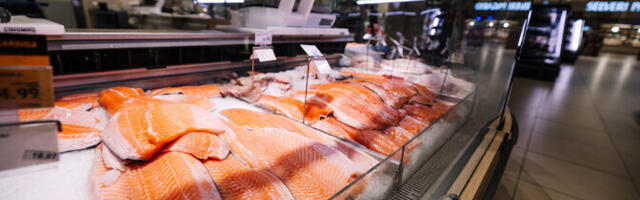 Торговцы: люди стали чаще готовить сами и меньше покупают готовую еду