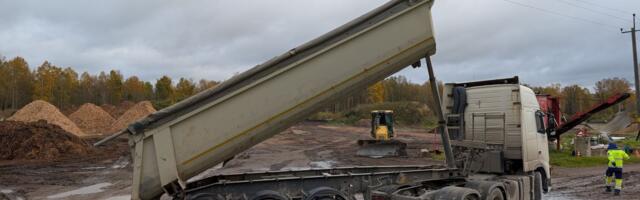 Сводка спасателей: грузовик задел линию электропередач