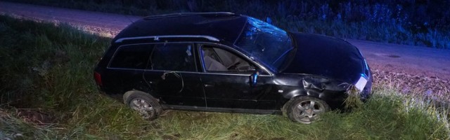 В Вильяндимаа в тяжелом ДТП погиб 25-летний водитель Audi без прав