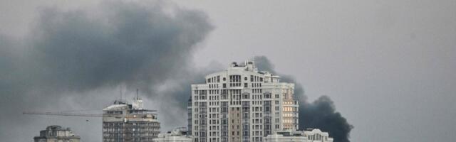 В результате ночной атаки в Киеве повреждено здание правительства Украины