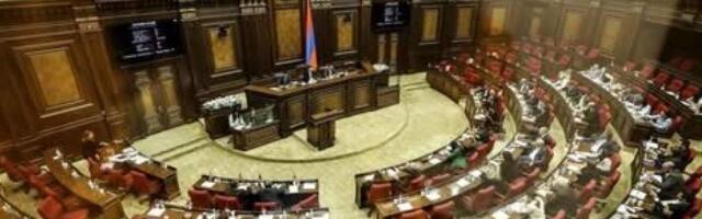 Национальное собрание Армении лишило неприкосновенности уже трех оппозиционных депутатов