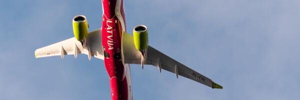 Летом airBaltic увеличит частоту полетов по 20 маршрутам из Риги