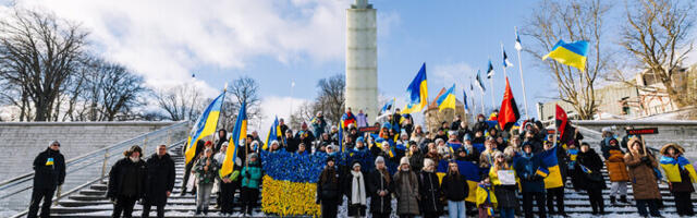 ФОТО и ВИДЕО: в Таллинне Конгресс украинцев Эстонии провел шествие "За нашу и вашу свободу"