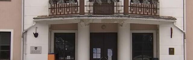 В Элва отечественники отправили в отставку ими же выбранного старейшину волости