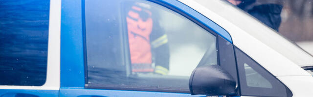 Полиция пытается установить личность мужчины, пугавшего школьников в Тойла и Вока