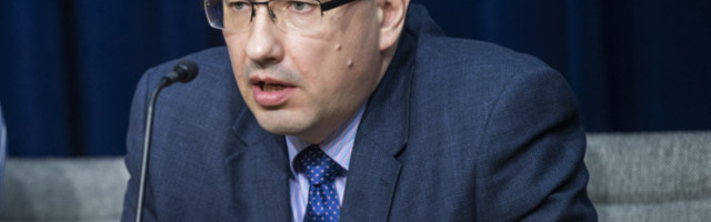 Аркадий Попов вновь станет медицинским руководителем кризисного штаба Департамента здоровья