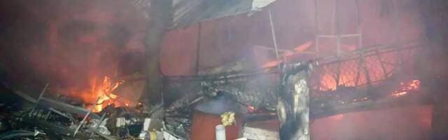 Одесса вновь подверглась массированному удару: дроны попали в жилые дома, есть пострадавшие