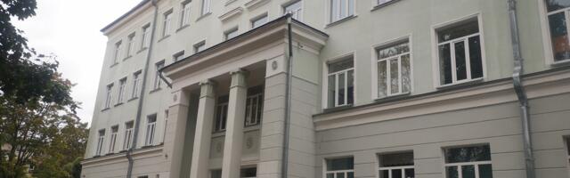 В сентябре в нарвских школах начали работать десять учителей из других городов