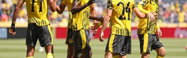 Клубный ЧМ по футболу: "Интер" и "Боруссия" завершили групповой этап победами