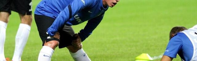 Сыгравший 52 матча за сборную Эстонии по футболу Илья Антонов усилил "Курессааре"