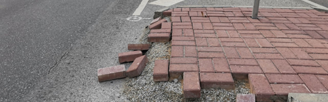 Островки безопасности отремонтируют. Когда — неизвестно