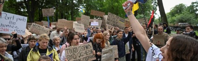 Верховная рада приняла законопроект Зеленского, возвращающий независимость антикоррупционным ведомствам