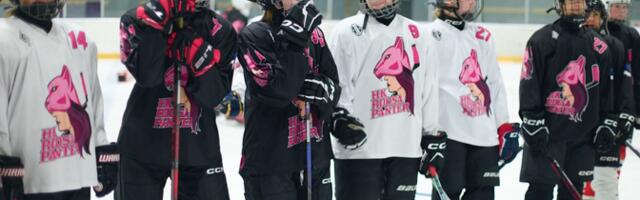 Тренер женской хоккейной команды: с девушками посложнее, они слишком эмоциональные