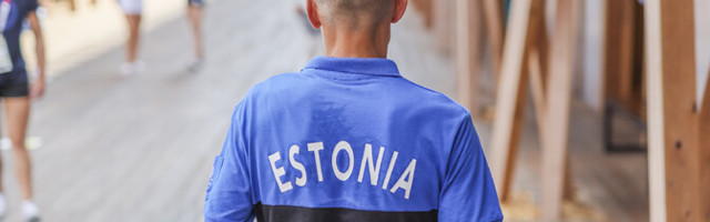 ФОТО: эстонскому марафонцу Роману Фости выбрили на голове олимпийские кольца