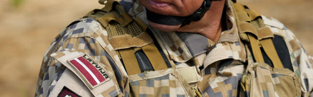 В латвийскую армию хотят призывать и неграждан