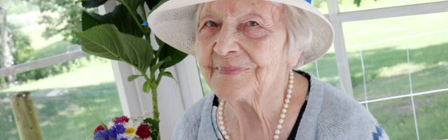 Родилась в 1913 году: жительница Тарту отметила 107-й день рождения