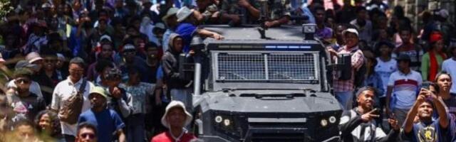 Военные Мадагаскара взяли на себя управление страной