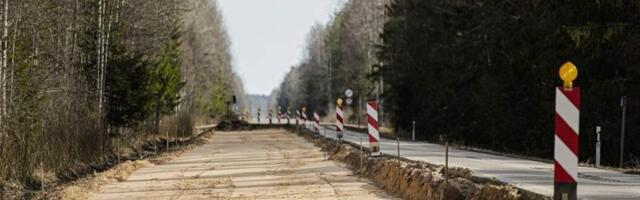 Ремонт тормозит автомобили: на латвийских дорогах ограничат скорость