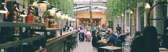 В ресторанах Финляндии теперь нельзя петь и танцевать