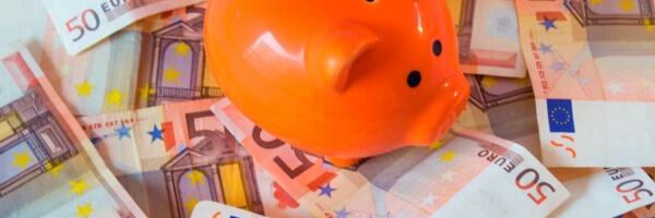 СФД: госдолг Латвии на душу населения составляет 10600 евро