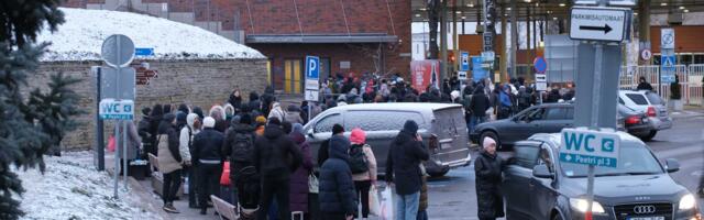 На границе в Нарве за выходные отказали во въезде четырём иностранцам, одного оштрафовали на 400 евро