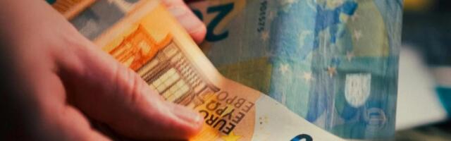 Не решено передавать ли Банку Латвии надзор за «быстрыми кредитами»