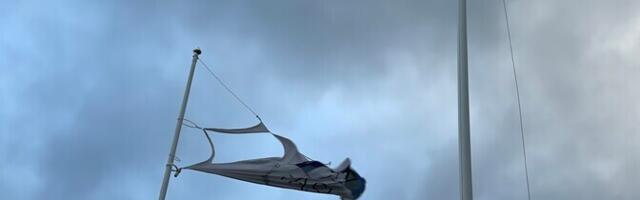 Последствия шторма в Греции: закрыты школы, затоплены дороги, транспорт работает со сбоями