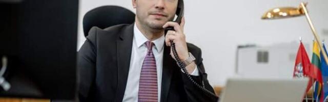 Литва призывает министров 5 стран Балтии отменить введение и отмену летнего