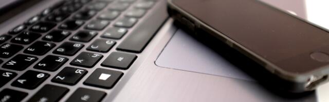 Число молодых работников в сфере информации и связи уменьшается