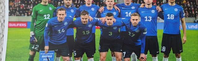 Мужская cборная Эстонии по футболу предстала перед публикой