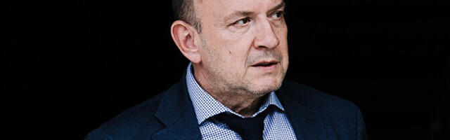 Калев Стойческу: введение языкового требования не освобождает от срочной службы