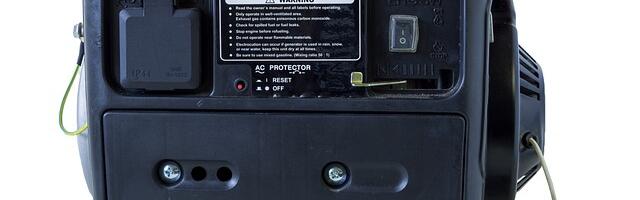 Жители Эстонии ринулись скупать электрогенераторы: что нужно знать об их установке