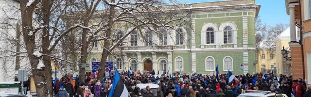 ТЕРПЕНИЕ ИССЯКАЕТ ⟩ Народ требует отмены абсурдных ограничений здесь и сейчас