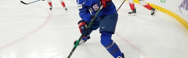 ВИДЕО | Невероятное владение шайбой в женском хоккее — соперницы подобного не ожидали