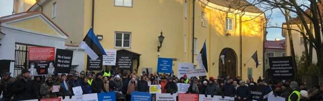 В четверг возле Дома Стенбока пройдет очередной пикет против преступных ограничений