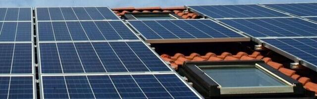 В Виймсиской волости при взрыве в жилом доме отлетели дверь и часть стены