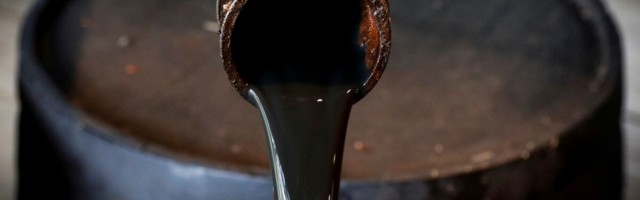 Цена нефти Brent превысила $49 на новостях о договоре ОПЕК+