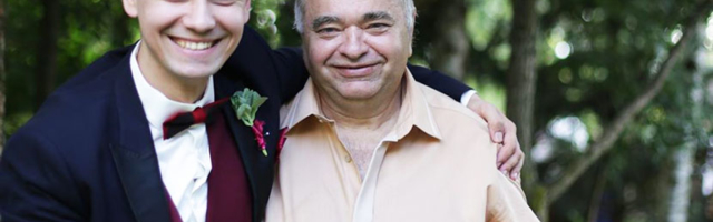 "Действуйте при первых симптомах": москвич, отец которого умер от COVID-19, подробно рассказывает историю болезни, предостерегая от ошибок