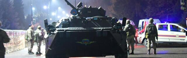 ПРЯМО СЕЙЧАС | Президент Казахстана обратился к ОДКБ с просьбой о помощи. В столкновениях с протестующими погибли восемь силовиков, сотни ранены