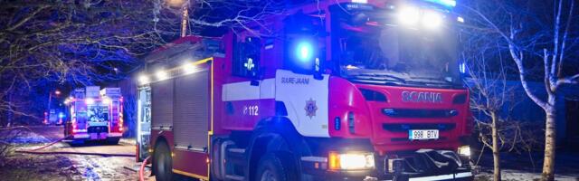 В Пярну горело производственное здание